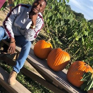 Meet your Posher, Jackson